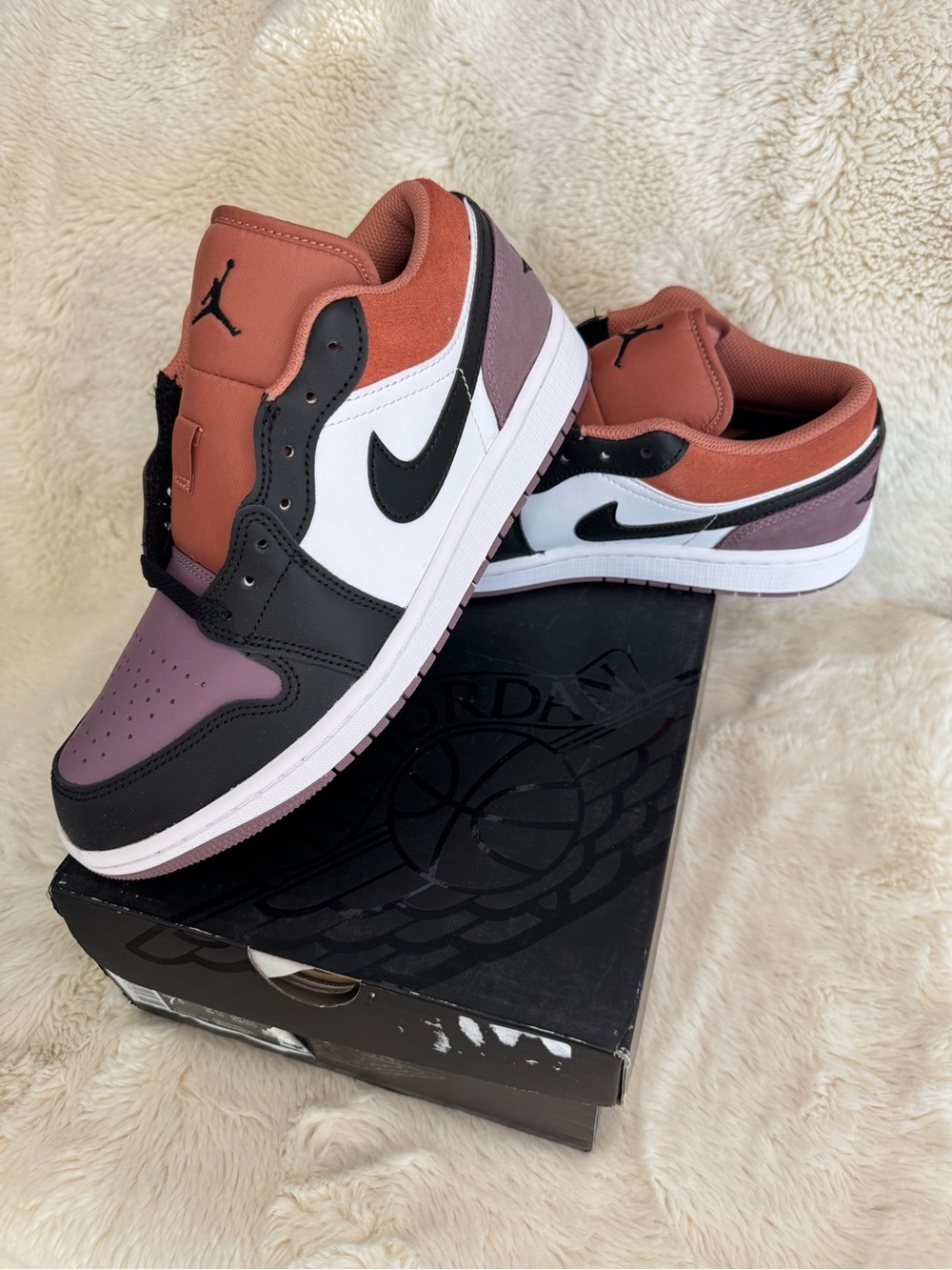 Air Jordan 1 Low SE - Size 7.5 Men’s